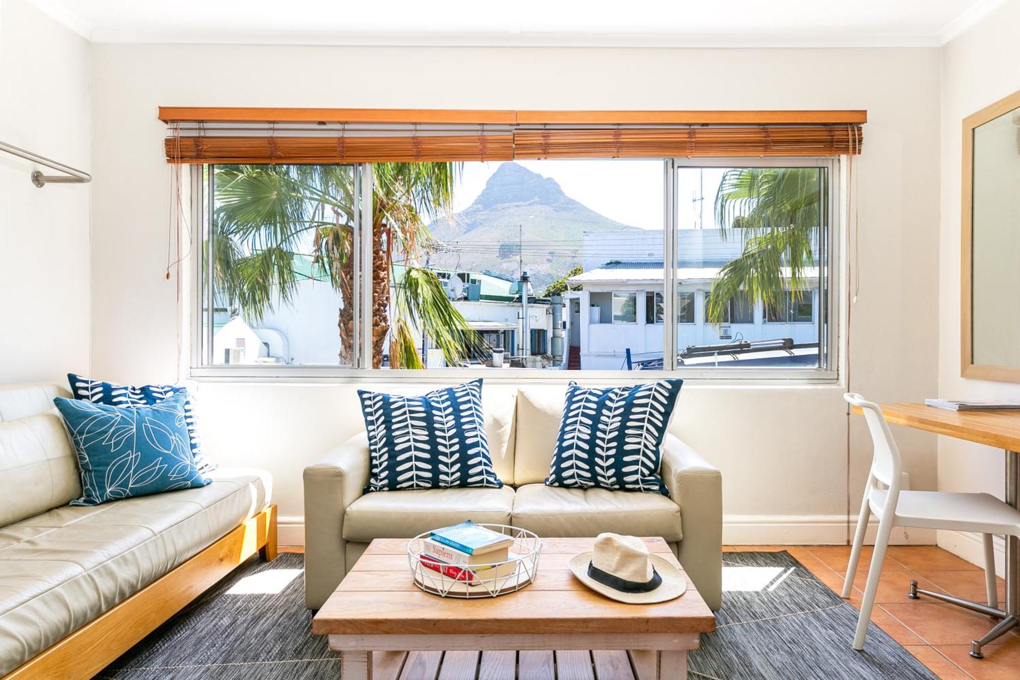 Camps Bay Village - Studios And Apartments Cape Town Exterior photo
