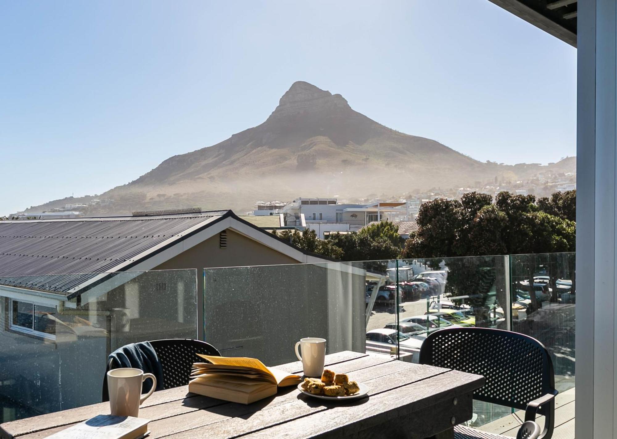 Camps Bay Village - Studios And Apartments Cape Town Room photo